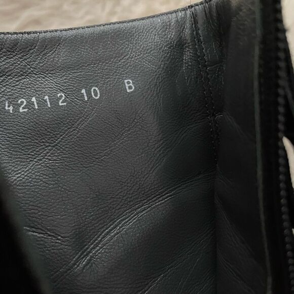 Stuart Weitzman Y2K ankle booties black suede fringe kitten heel size 10 - Picture 8 of 8